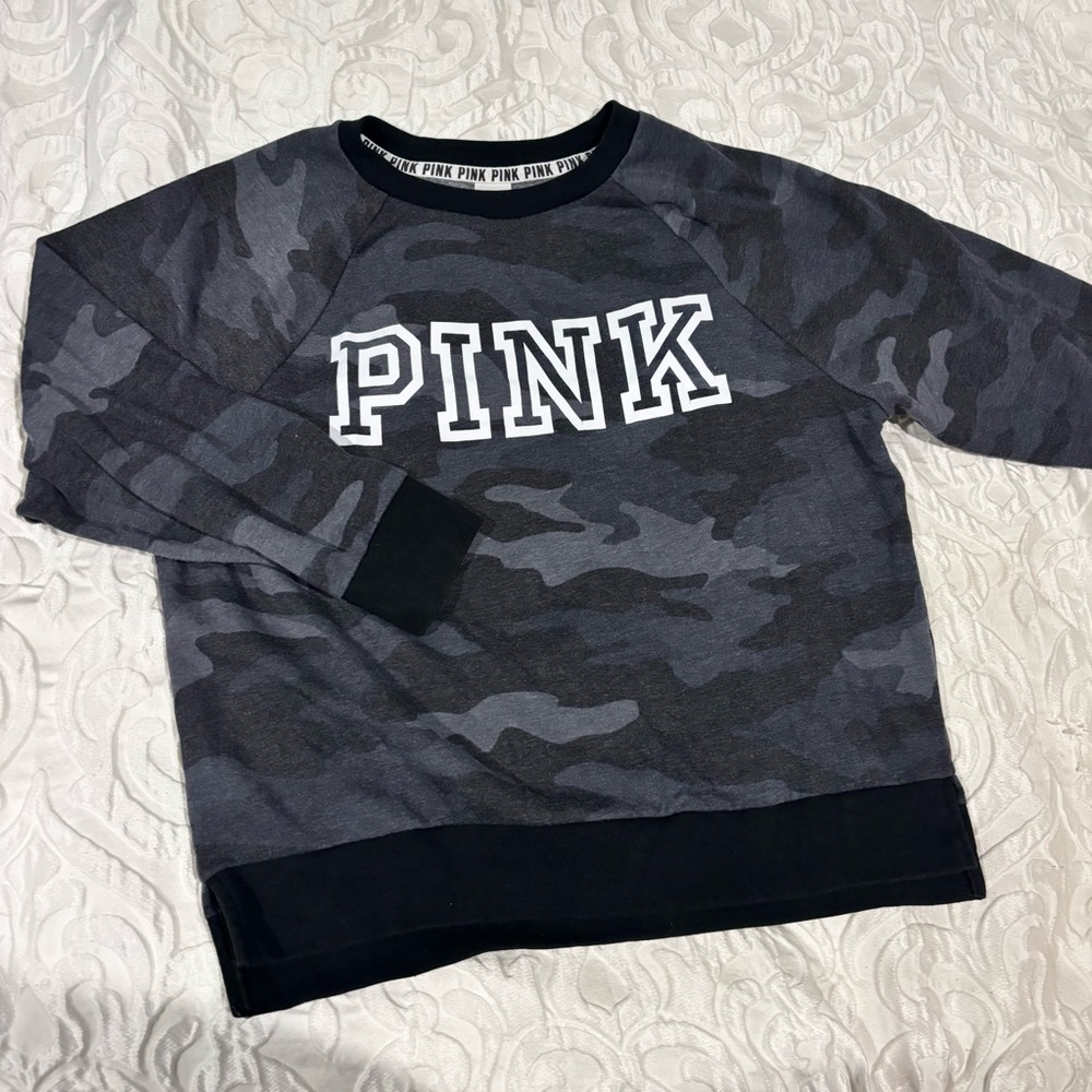 Victoria's Secret PINK Black and Gray Camo Knit